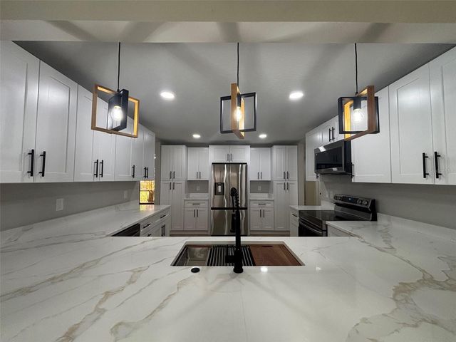 4208 ARBOR OAKS COURT, Orlando, FL 32808