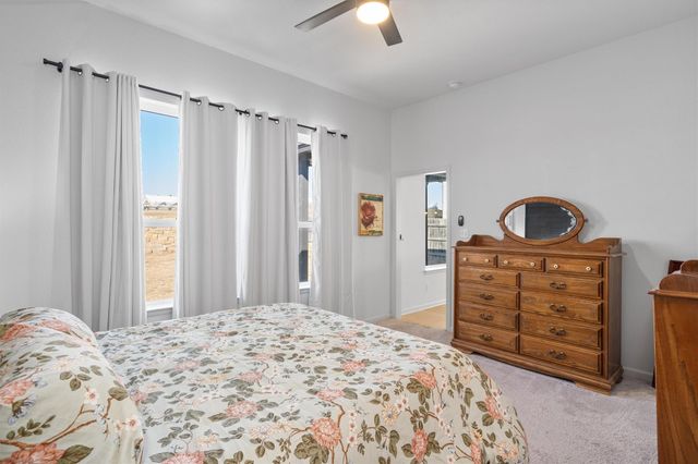 607 Mangold DR, Hutto, TX 78634