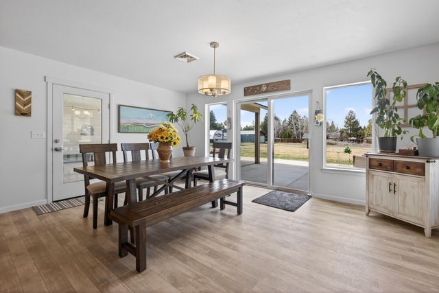 61112 Ferguson Road, Bend, OR 97702