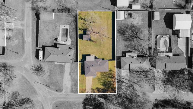 225 Joy Dr, Ore City, TX 75683