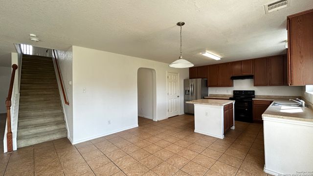 7303 SCORDATO DR, San Antonio, TX 78266