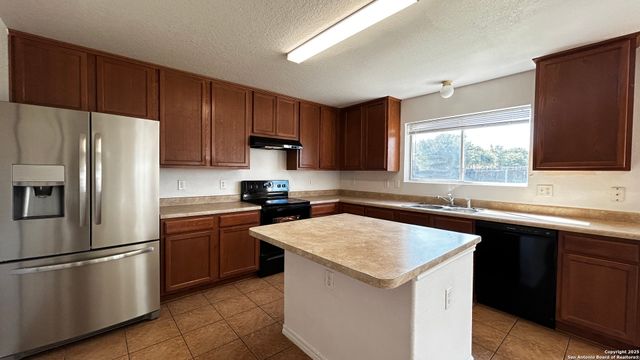 7303 SCORDATO DR, San Antonio, TX 78266