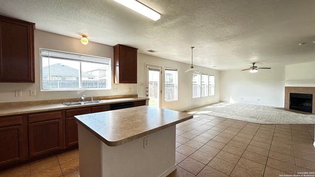7303 SCORDATO DR, San Antonio, TX 78266