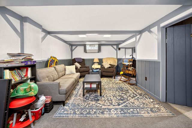 2900 Ronda Road, Columbus, OH 43232