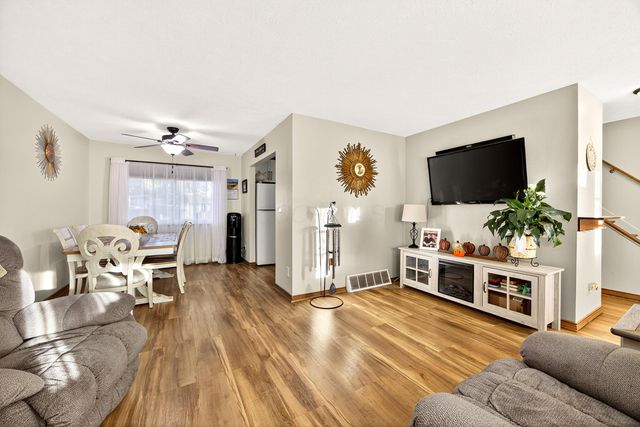 2900 Ronda Road, Columbus, OH 43232