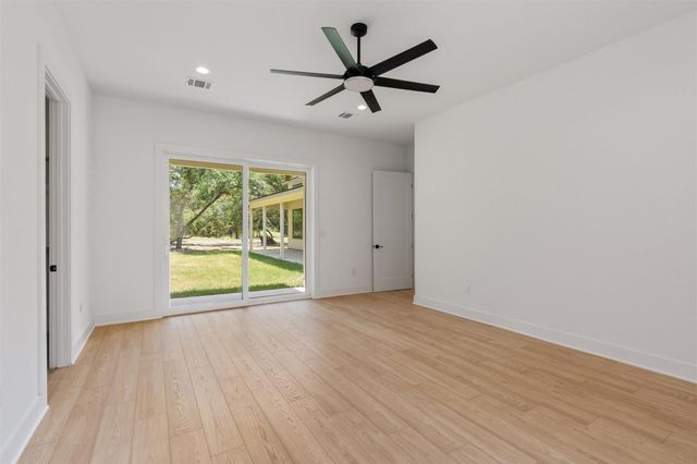 2887 County Road 255, Georgetown, TX 78633