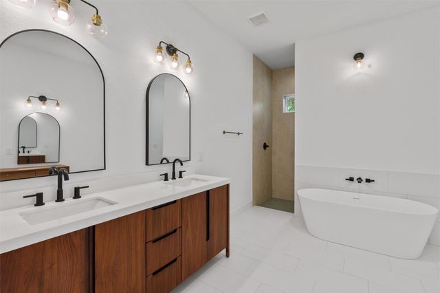 2887 County Road 255, Georgetown, TX 78633