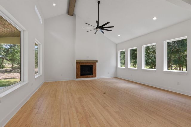 2887 County Road 255, Georgetown, TX 78633