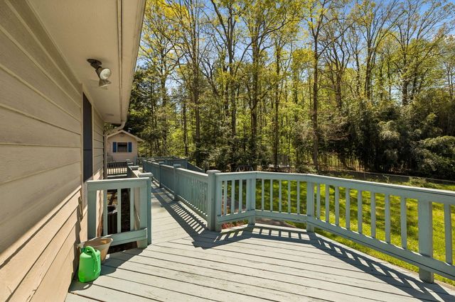 1212 Rocky Dell Lane, Signal Mountain, TN 37377