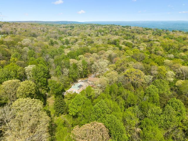 1212 Rocky Dell Lane, Signal Mountain, TN 37377