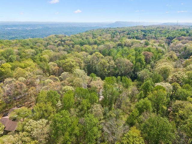 1212 Rocky Dell Lane, Signal Mountain, TN 37377