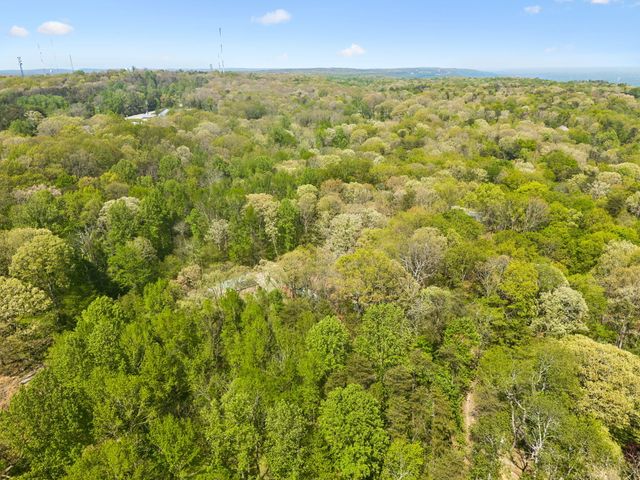 1212 Rocky Dell Lane, Signal Mountain, TN 37377