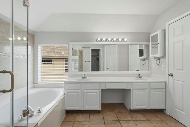 6508 Lauren Lane, Pearland, TX 77584