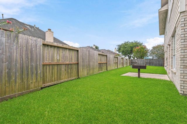 6508 Lauren Lane, Pearland, TX 77584