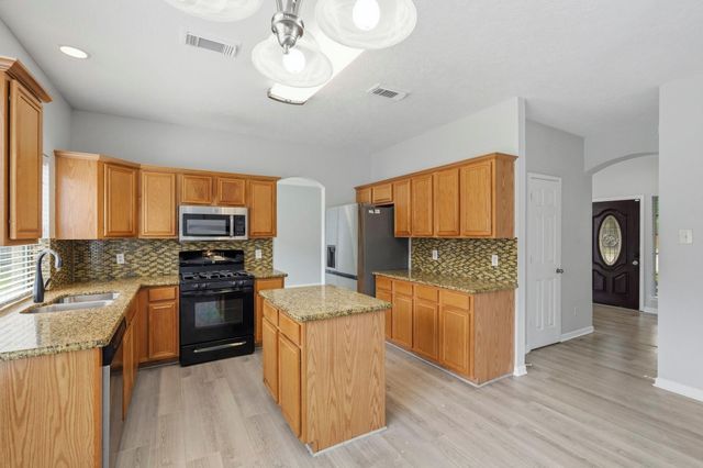 6508 Lauren Lane, Pearland, TX 77584