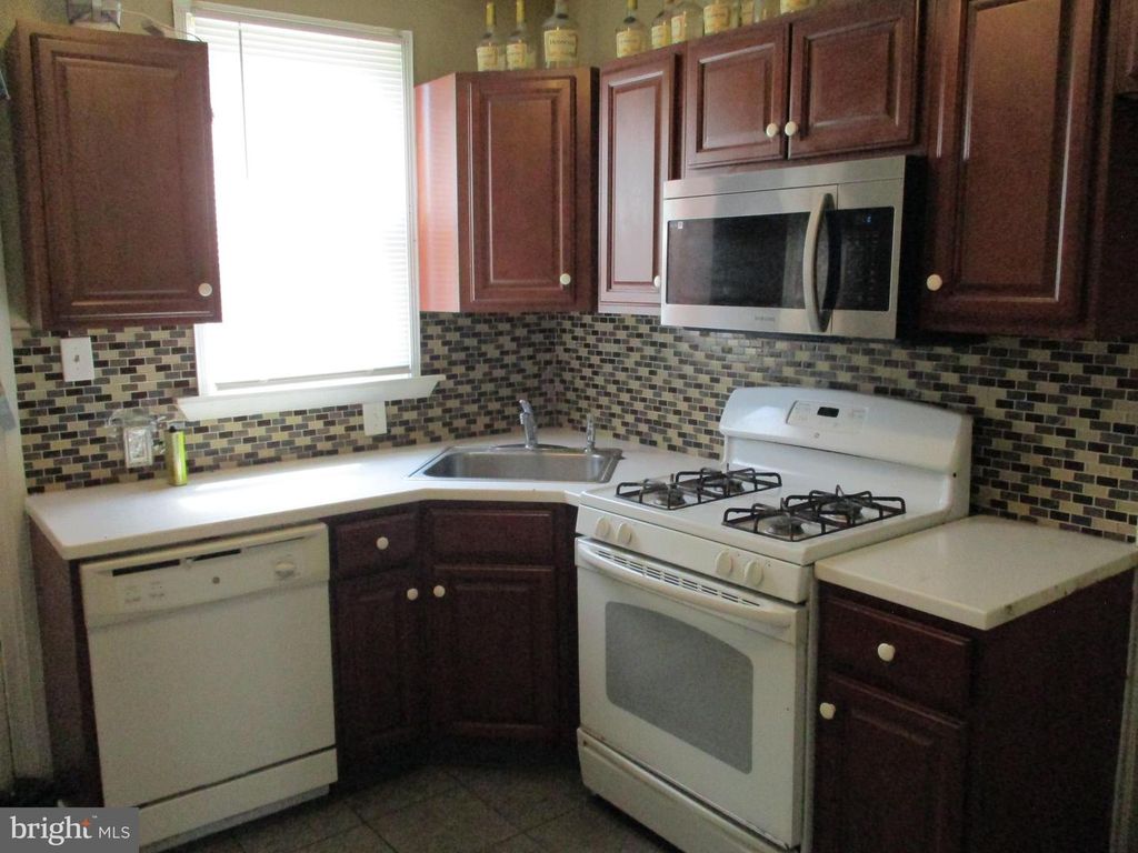 6015 MONTAGUE ST, PHILADELPHIA, PA 19135 — photo 4