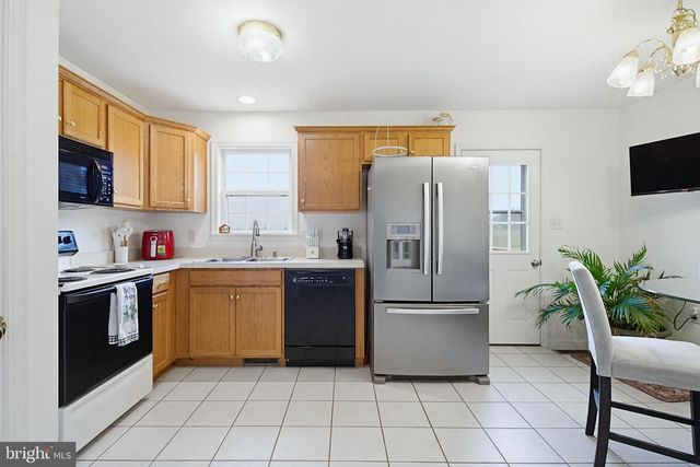 3744 MOUNTAIN SHADOW CIR, Fayetteville, PA 17222