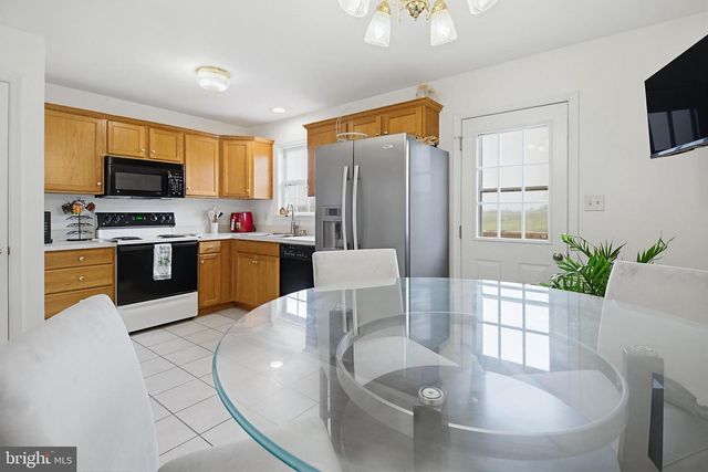 3744 MOUNTAIN SHADOW CIR, Fayetteville, PA 17222