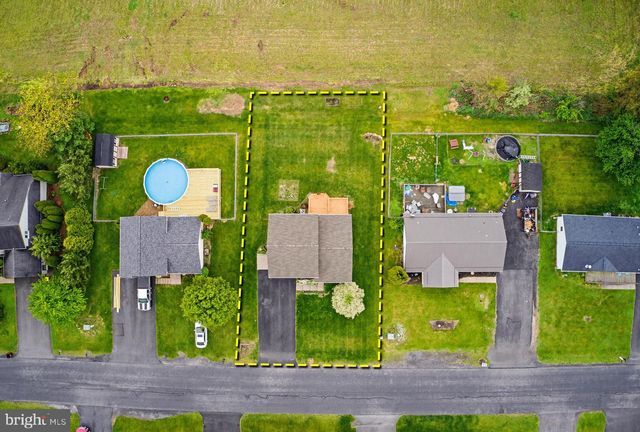3744 MOUNTAIN SHADOW CIR, Fayetteville, PA 17222