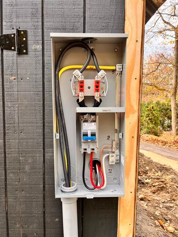 19 Western Avenue, Brattleboro, VT 05301