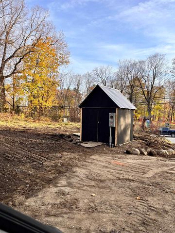 19 Western Avenue, Brattleboro, VT 05301