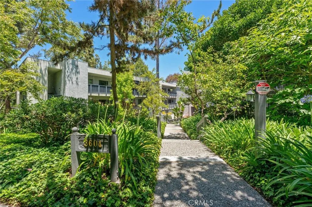 3604 W Estates Lane 119, Rolling Hills Estates, CA 90274