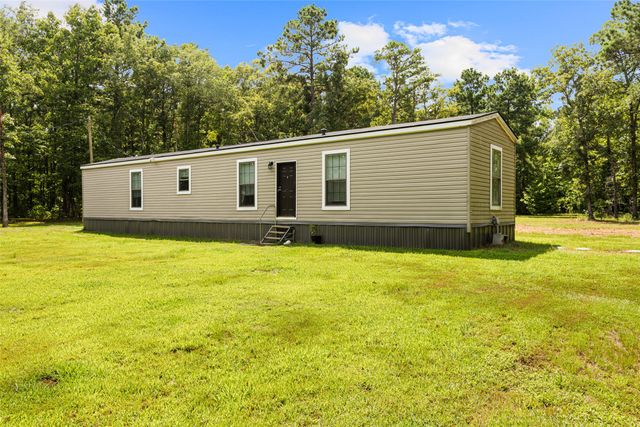 3489 Lotta Road, Karnack, TX 75661