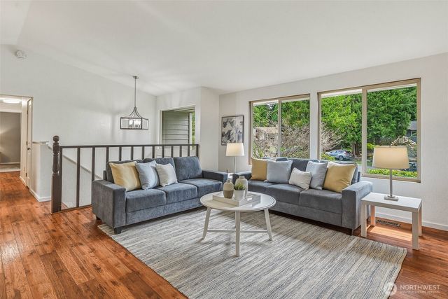 14329 43rd Avenue W, Lynnwood, WA 98087