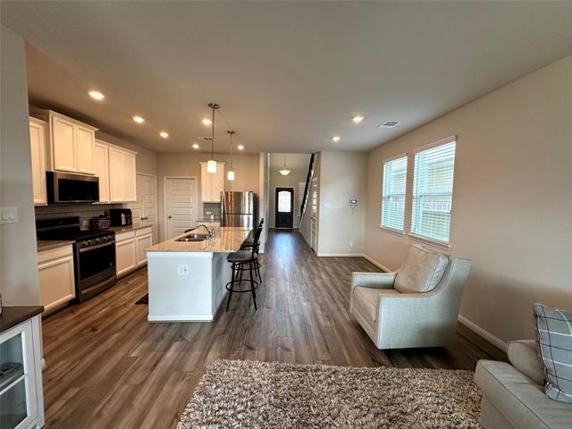 7076 Silverleaf Oak Street, Conroe, TX 77304