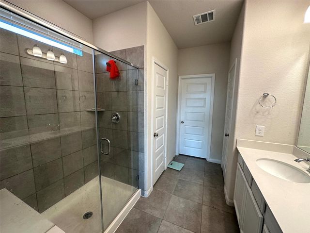 7076 Silverleaf Oak Street, Conroe, TX 77304