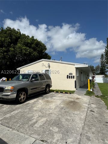 1462 NW 2nd Ave 2, Florida City, FL 33034