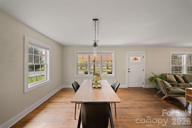 527 Floyd Blackwell Road, Tryon, NC 28782