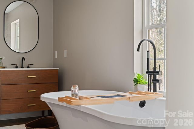 527 Floyd Blackwell Road, Tryon, NC 28782