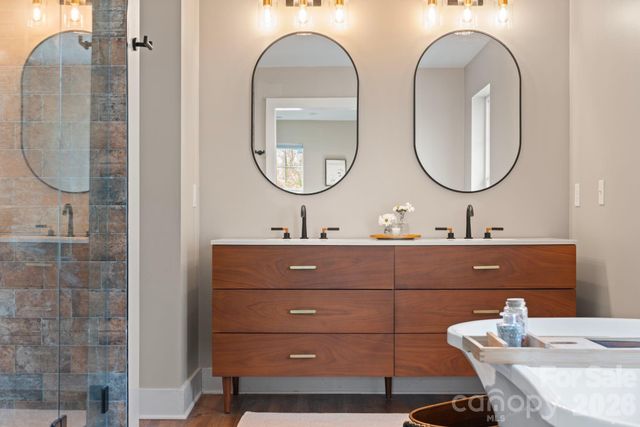 527 Floyd Blackwell Road, Tryon, NC 28782