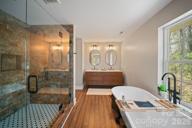 527 Floyd Blackwell Road, Tryon, NC 28782