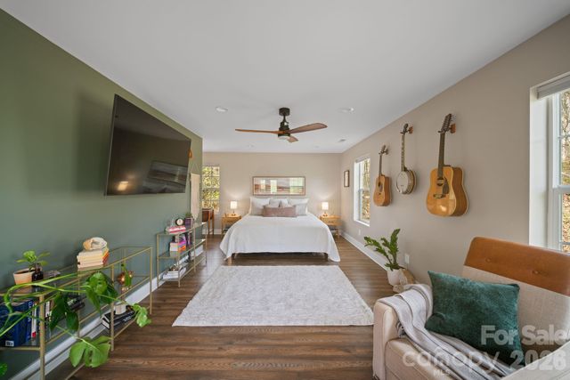 527 Floyd Blackwell Road, Tryon, NC 28782