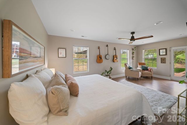 527 Floyd Blackwell Road, Tryon, NC 28782