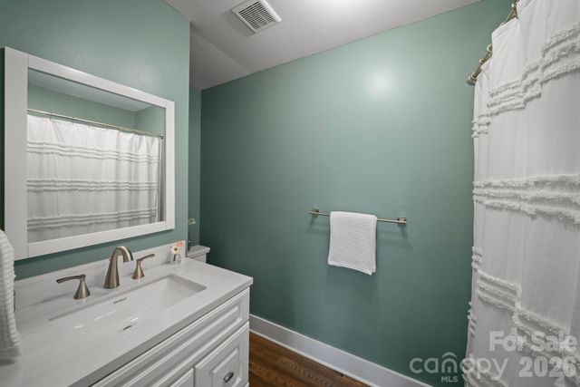 527 Floyd Blackwell Road, Tryon, NC 28782