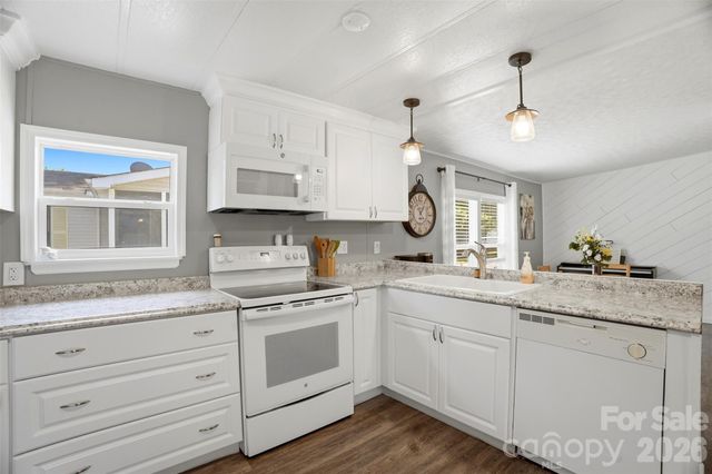 4838 Gearus Drive, Charlotte, NC 28269
