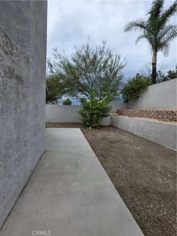 2874 W Calle Vista, Rialto, CA 92377