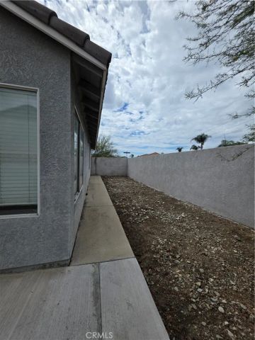 2874 W Calle Vista, Rialto, CA 92377