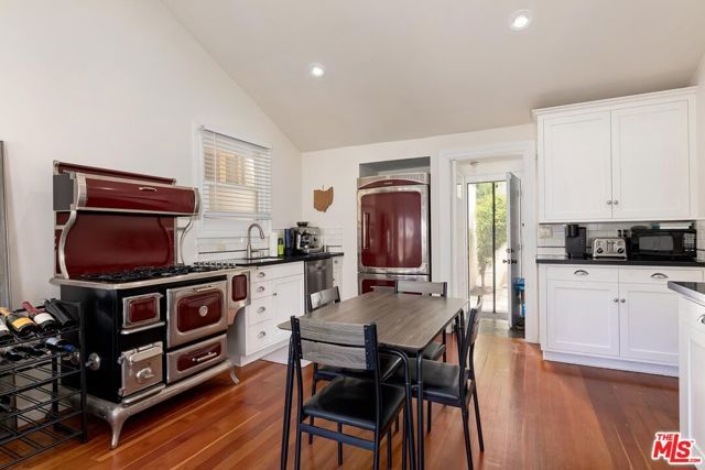 4250 La Salle Avenue, Culver City, CA 90232