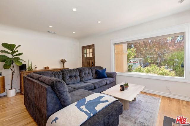 4250 La Salle Avenue, Culver City, CA 90232