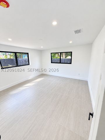 10260 SW 173rd St, Miami, FL 33157