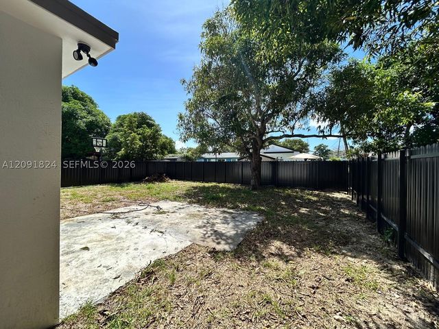 10260 SW 173rd St, Miami, FL 33157
