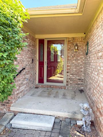 36491 Saddlebred Court, Clinton Township, MI 48035