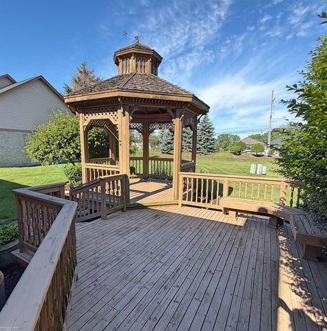 36491 Saddlebred Court, Clinton Township, MI 48035