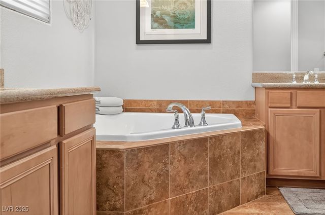 6 Via Vita Bella, Henderson, NV 89011
