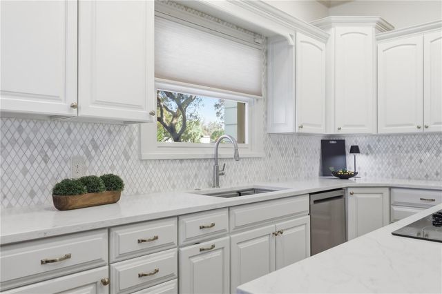 8513 BAY HILL BOULEVARD, Orlando, FL 32819