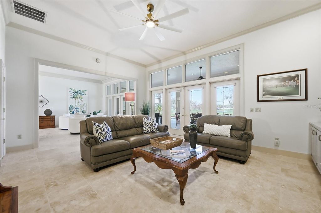 Image 30 of property listing at 8513 BAY HILL BOULEVARD, Orlando, FL 32819